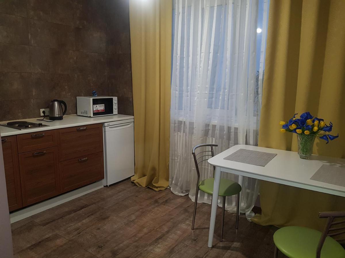 Apartment Sports Palace Просторная Квартира Рядом Дворец Спорта Charków Zewnętrze zdjęcie