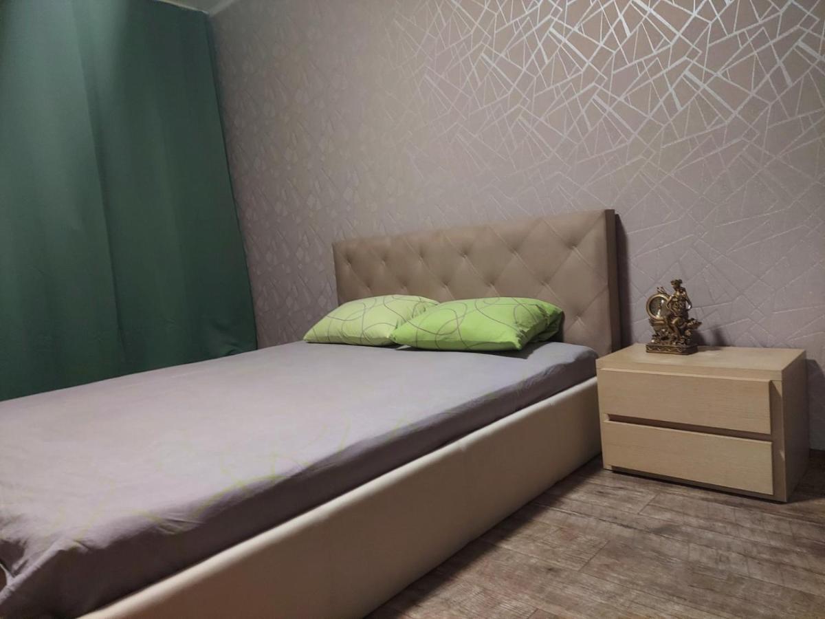Apartment Sports Palace Просторная Квартира Рядом Дворец Спорта Charków Zewnętrze zdjęcie